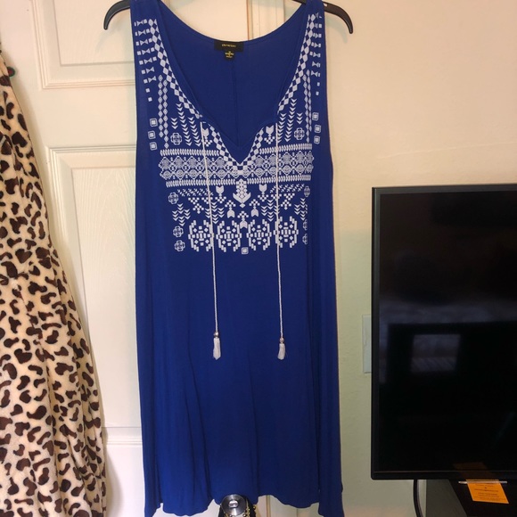 Dresses & Skirts - Blue & White Dress